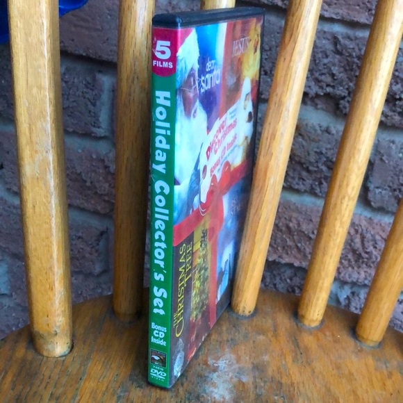 🎄 Discover Christmas - 5 Stories and 1 CD - Picture 3 of 9